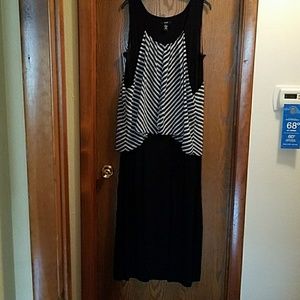 Sleeveless dress